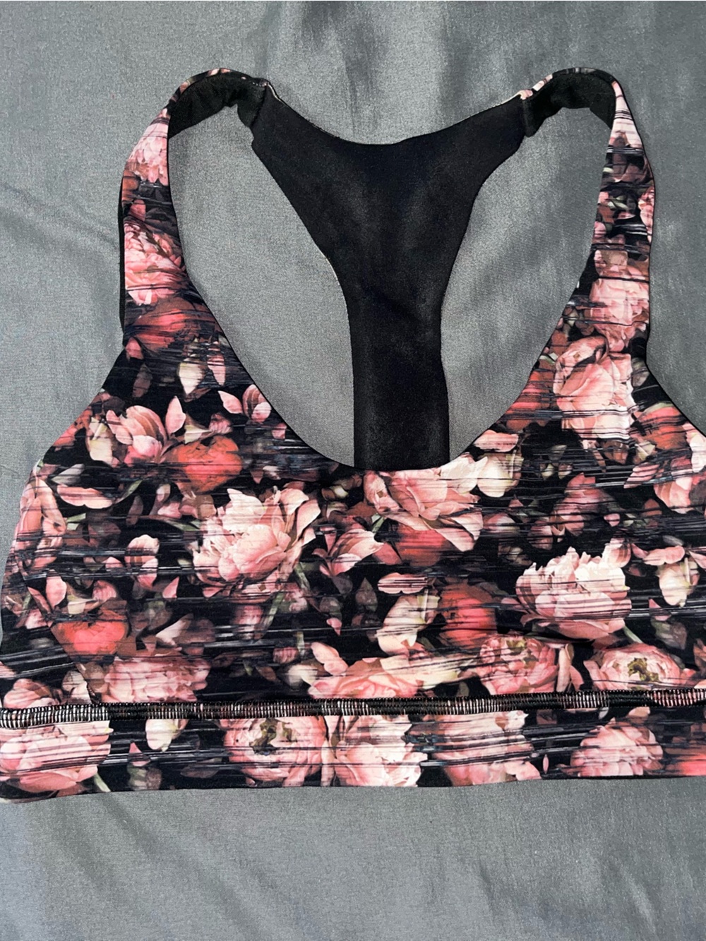 Lululemon sports bra